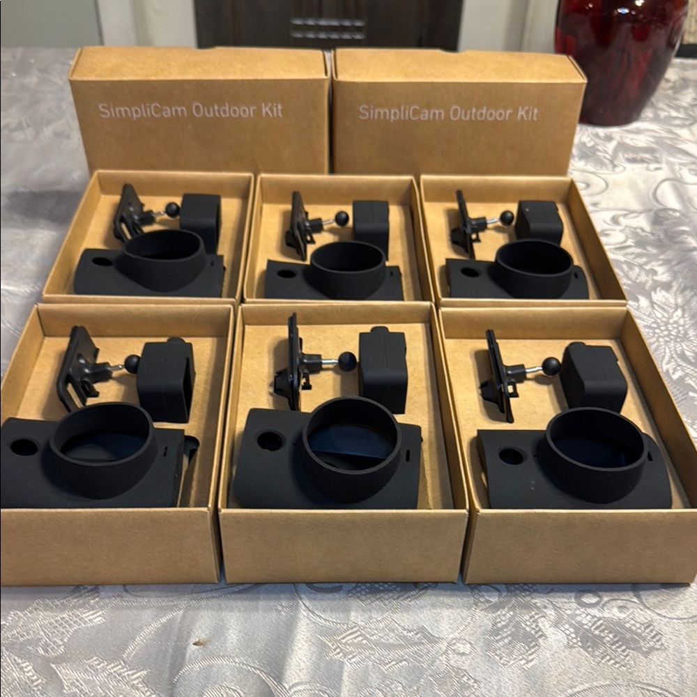 SimpliCam ~ Simplisafe Outdoor Surveillance Kit - Black (6) NEW NEVER USED